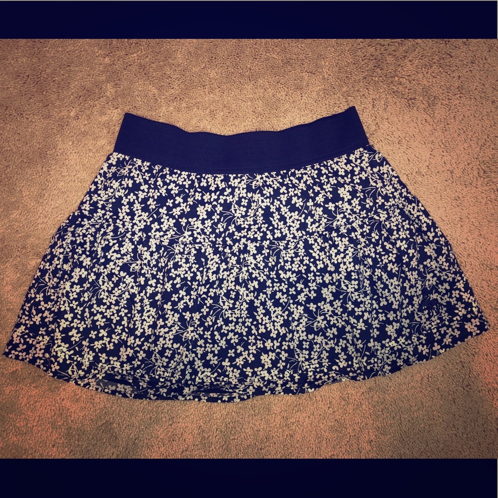 Women’s Abercrombie & Fitch Floral Skirt, Size M